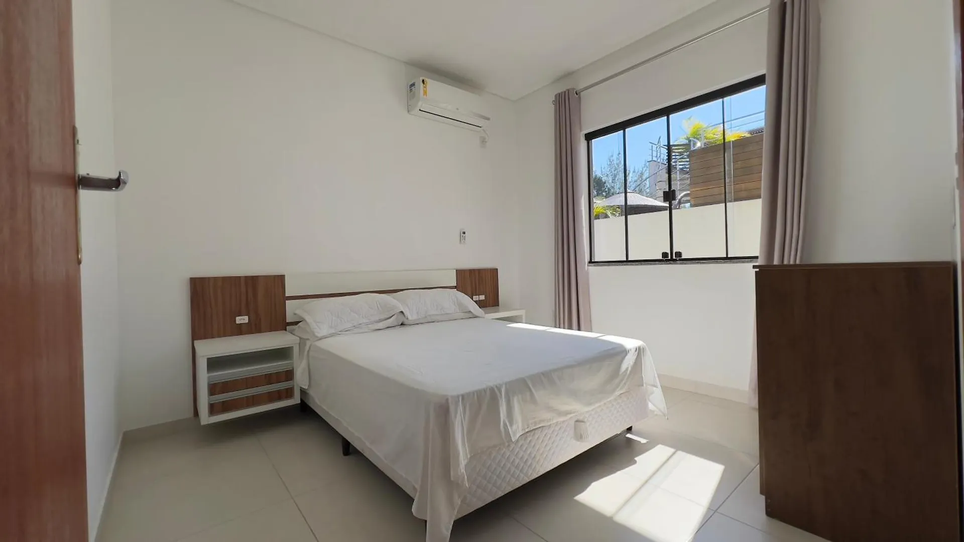 Born To Live House - 200M Da Praia Da Barra Garopaba Holiday home